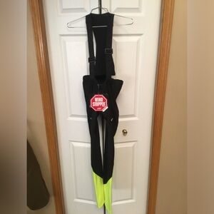 Woman’s Windstopper full length bike bib- style tights